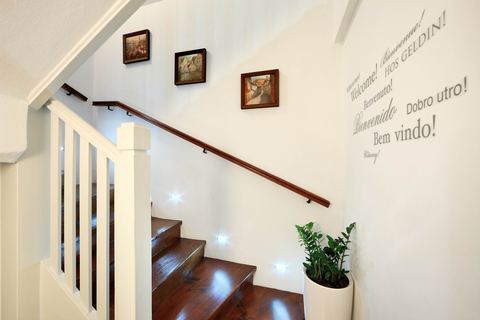 Rooms – Reception and corridors