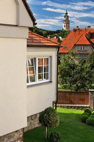 Garden and exterior